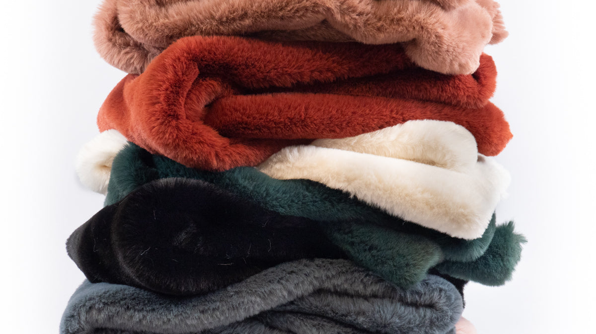 Coudre de la fausse fourrure