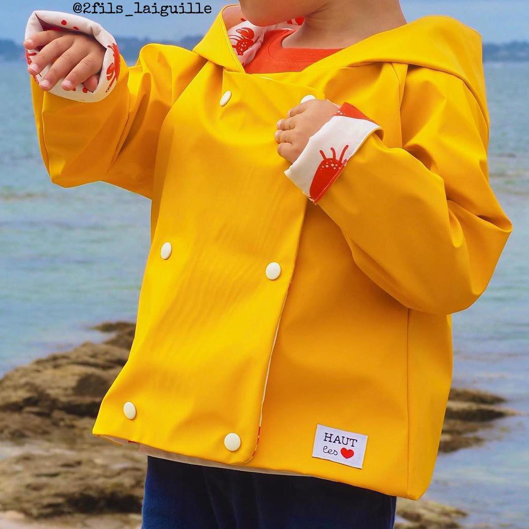 Étiquettes tissées mode enfantine femme