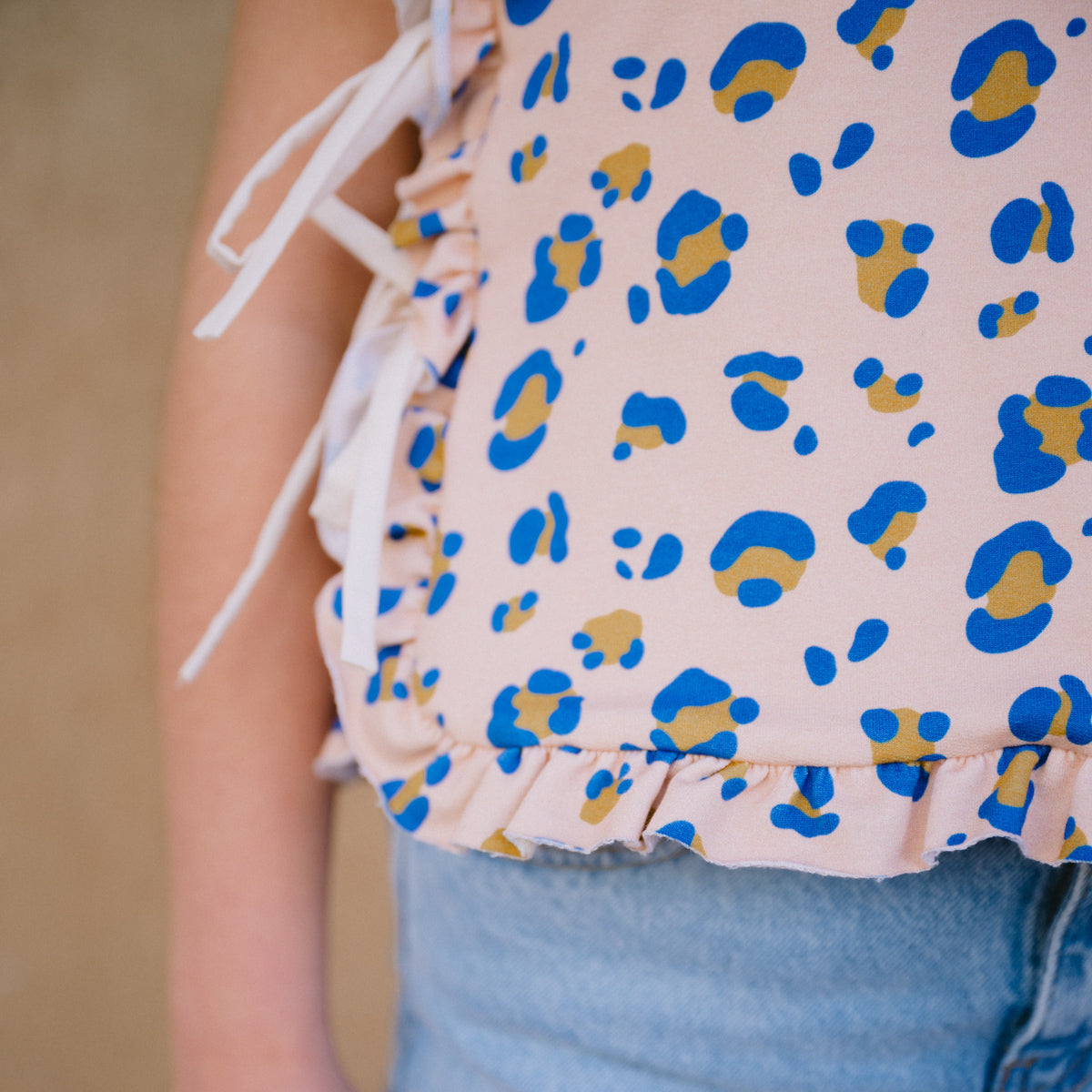 Patron de couture plastron volanst adolescent