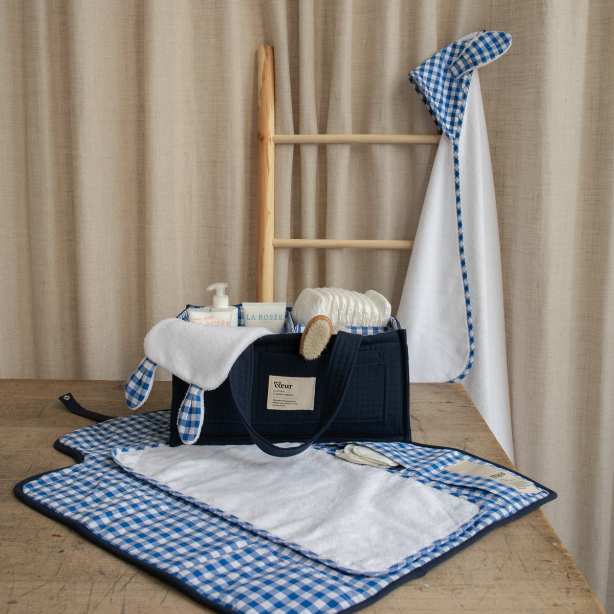 Patron accessoires de change bébé bleu et vichy