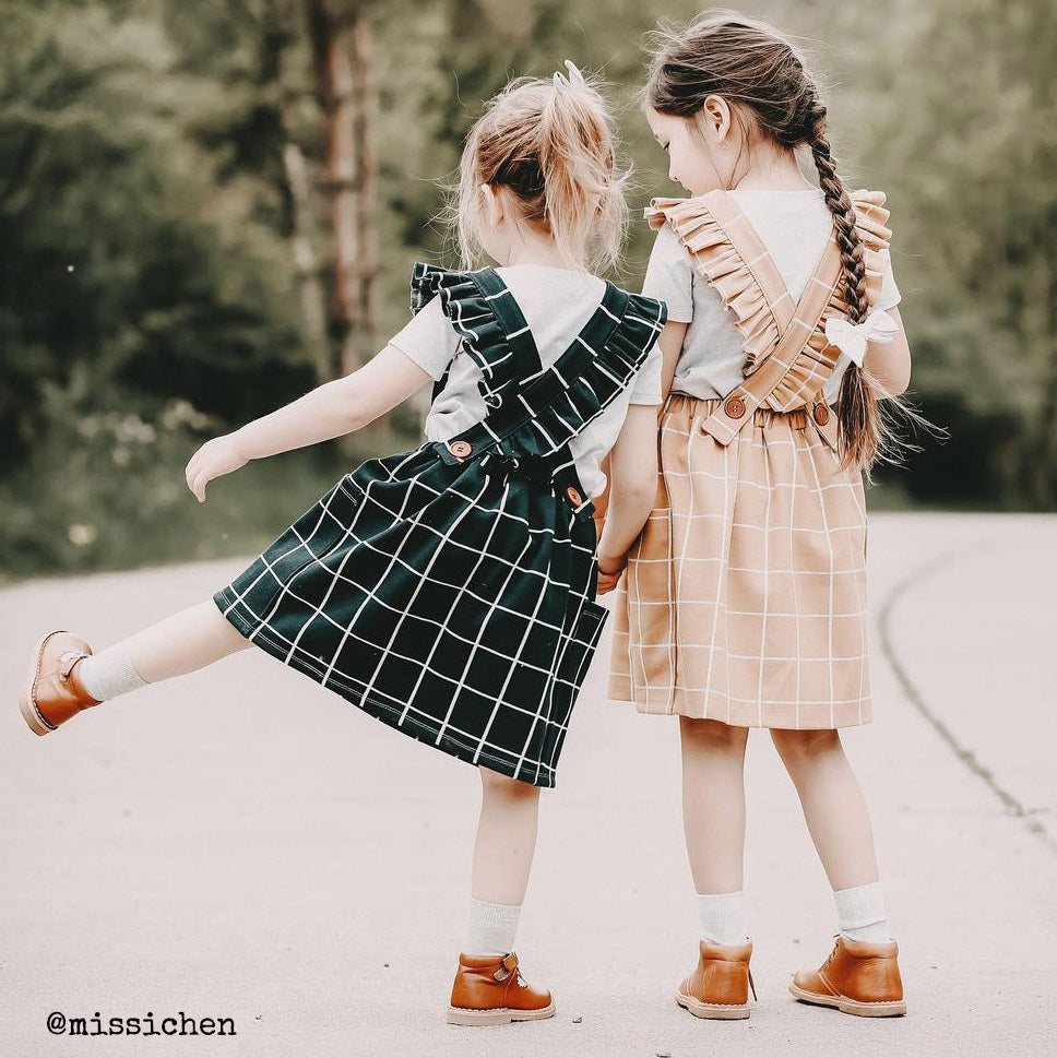 Patron de robe tablier pour enfant