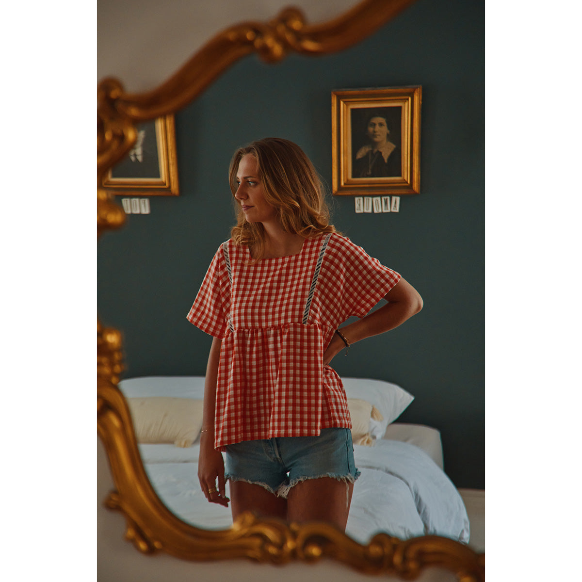 Couture de blouse et robe pour femme et robe