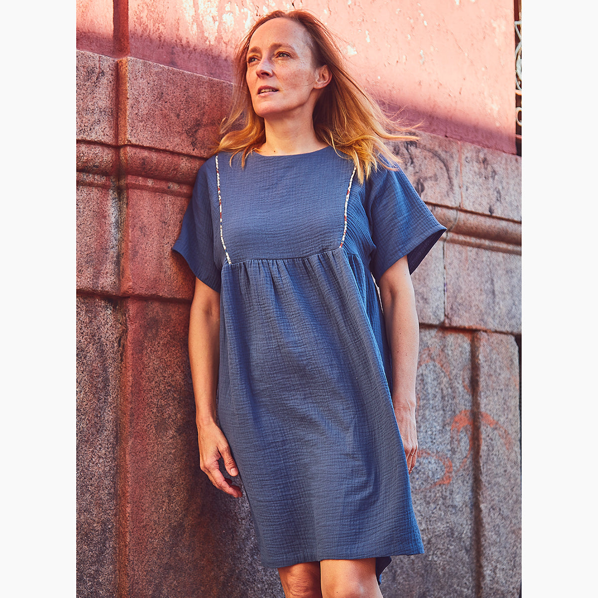 Couture de blouse manches courtes pour femme et enfant