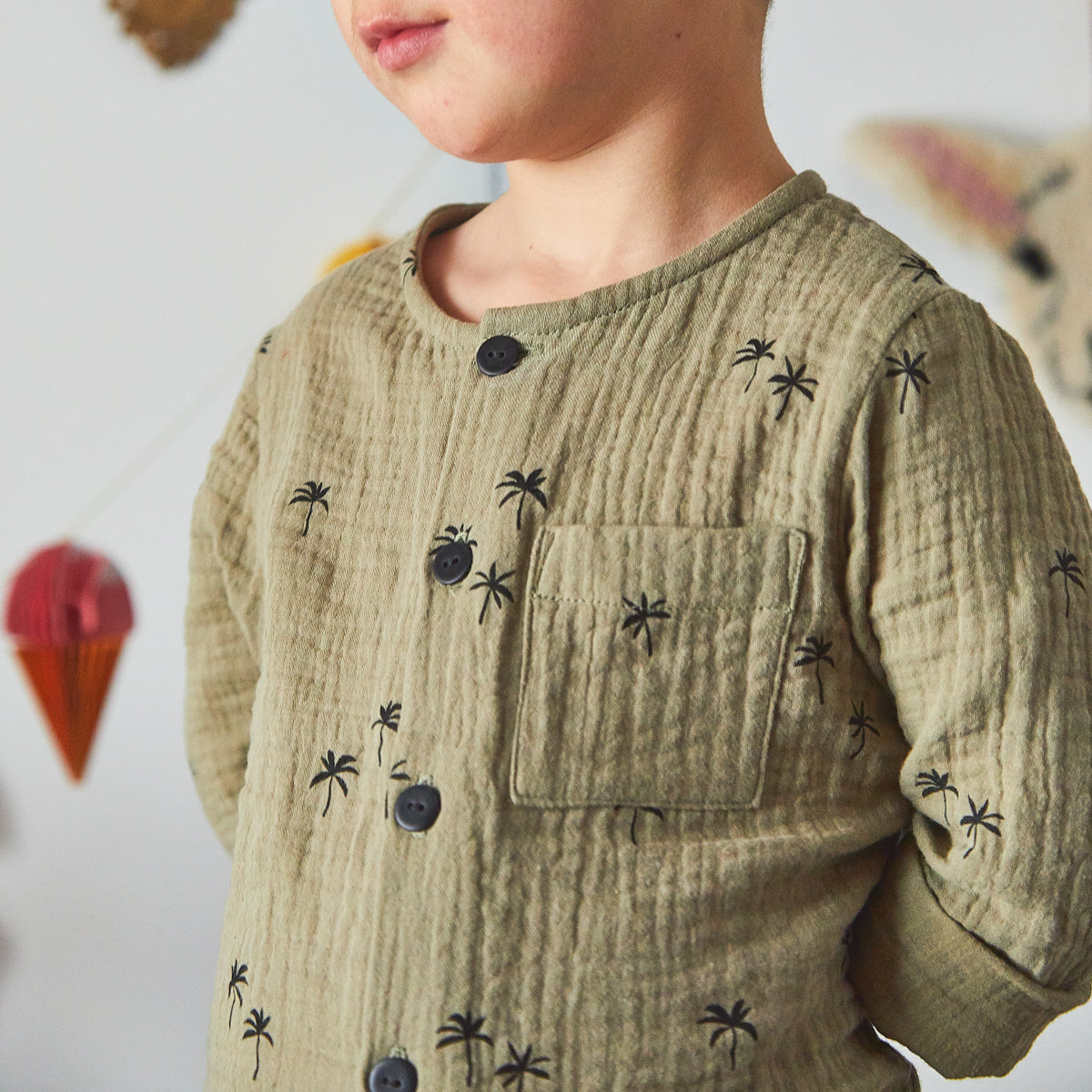 Couture de blouse pour enfant