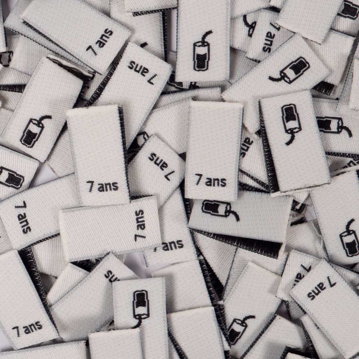 Étiquettes tissées Ikatee 7 ans