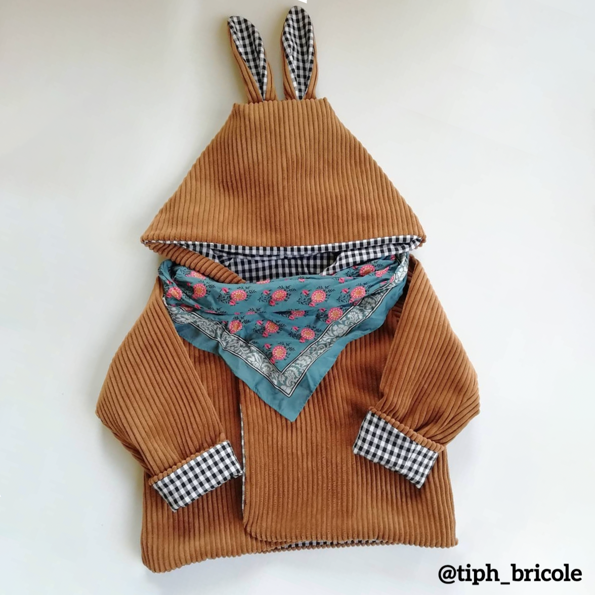 Couture de gilet pour bébé