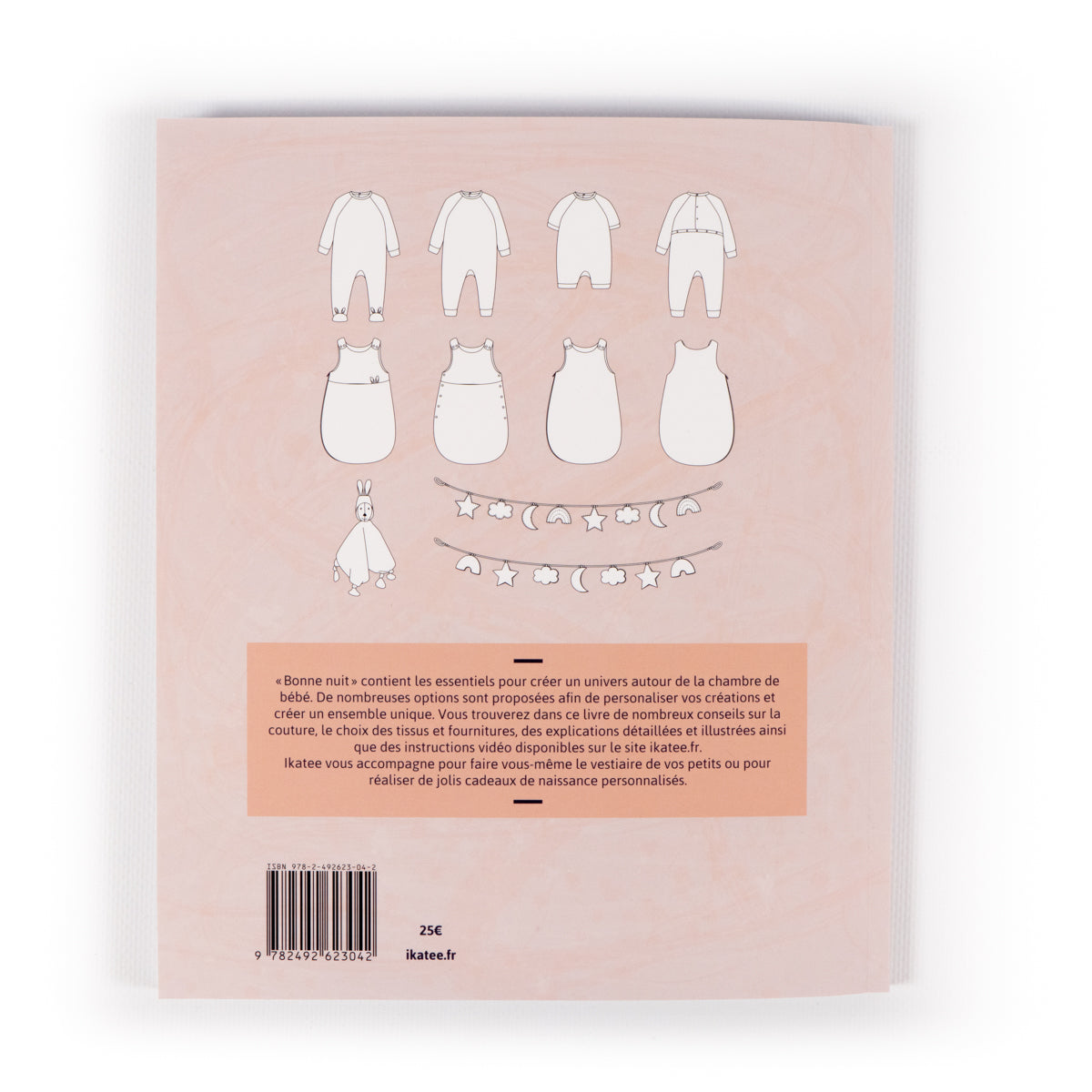 Livre de couture pour bébé