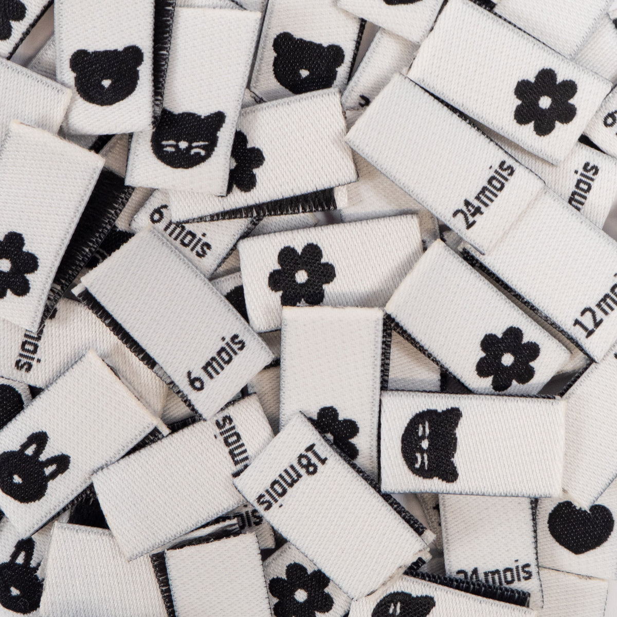 Étiquettes assortiment bébé 3 au 24 mois Ikatee