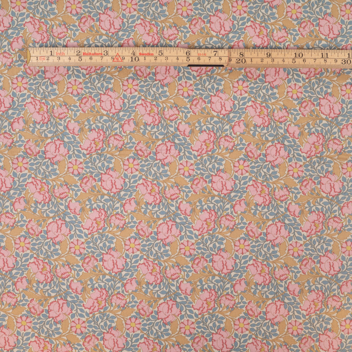 Tissu popeline motif floral Tilda