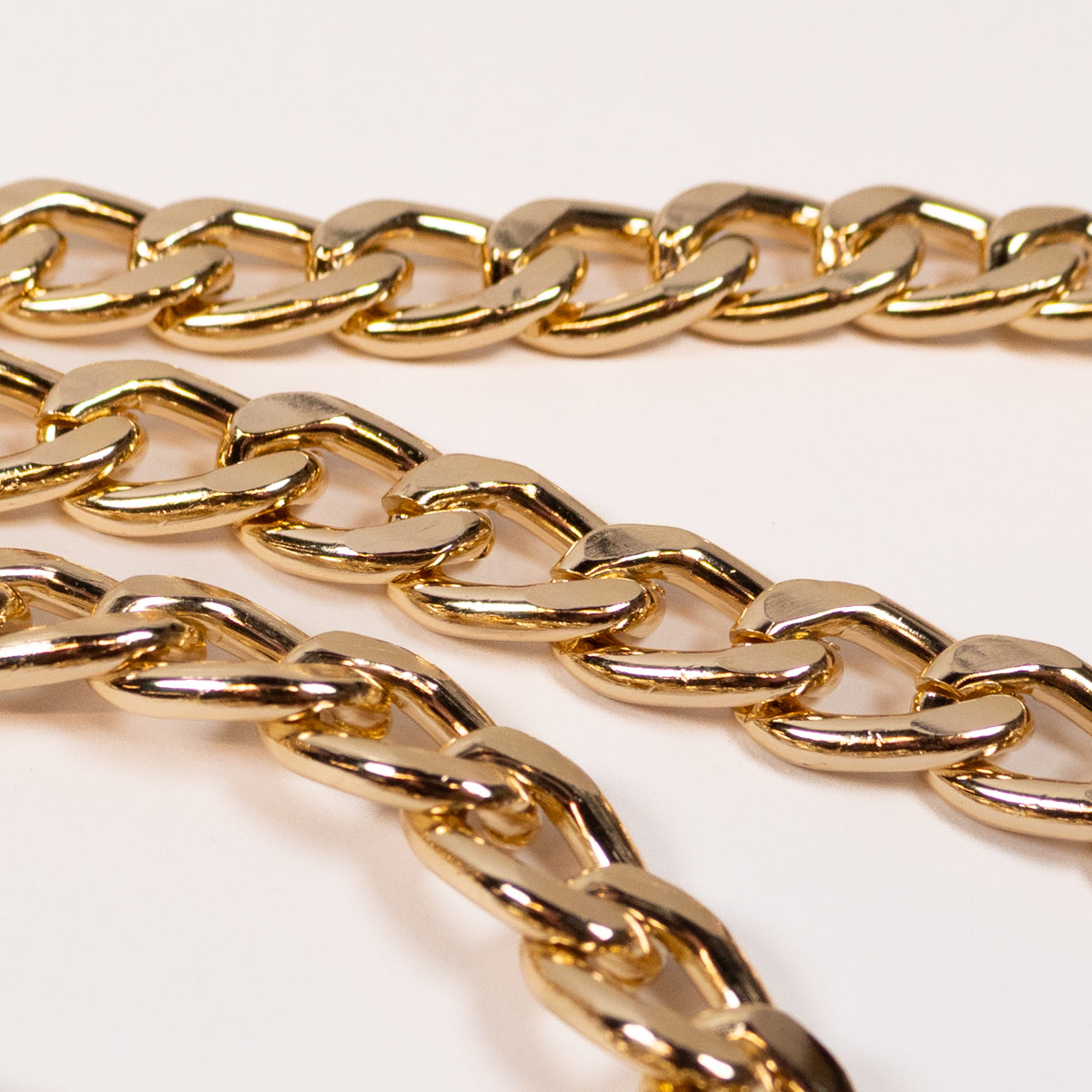 chaine pour sac à main