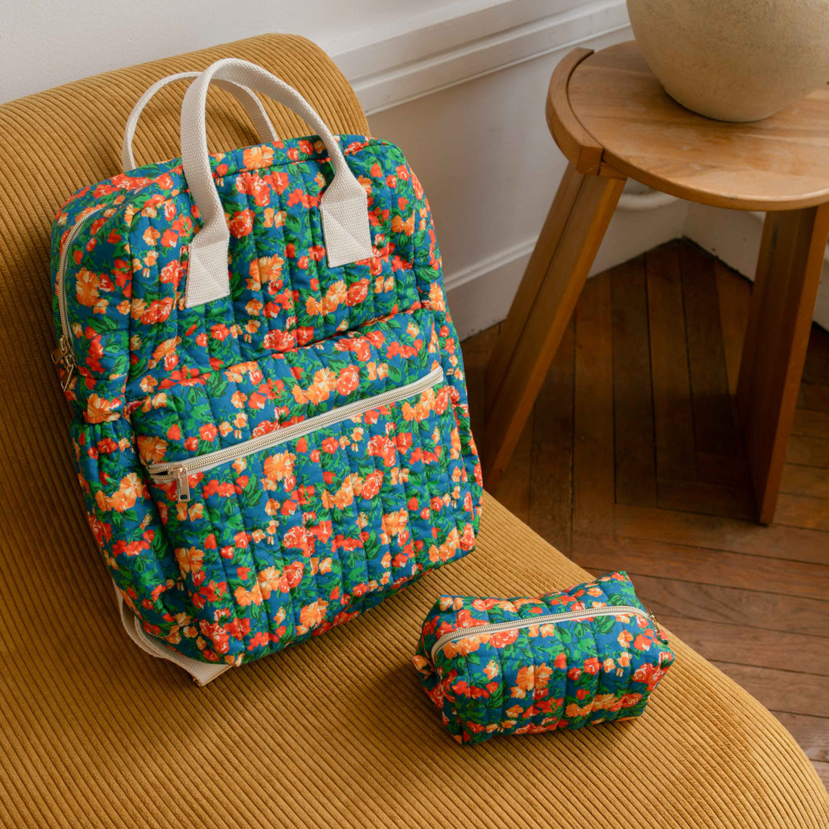 Sac à dos Eugène et trousse Venise, patron de couture facile, patron pochette ou PDF, cousu en matelassé fleuri. 