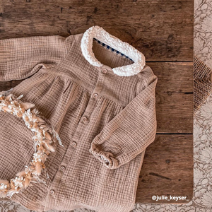 Blouse et robe pour bébé DIY