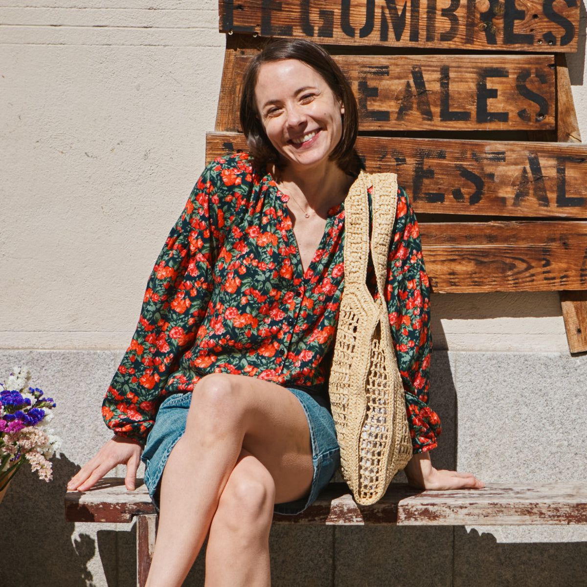 Blouse femme Okinawa en viscose fleurie Flora Viva, manches longues, vue de face