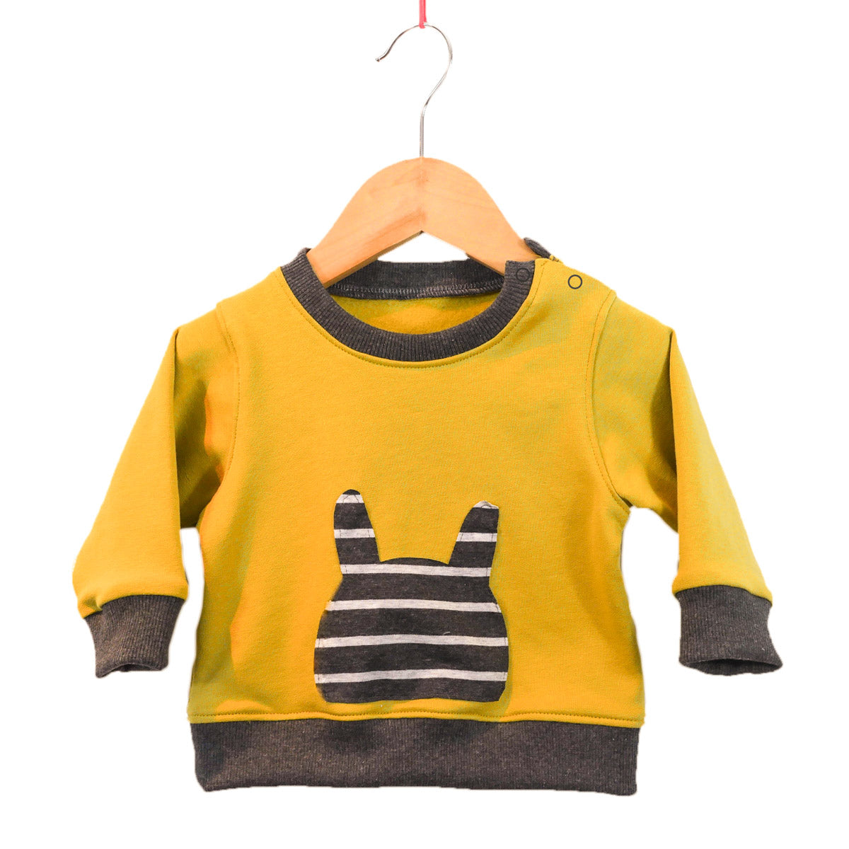 Couture de sweat manches longues pour bébé 