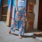 Pantalon Singapour pour femme en viscose Riviera, en mouvement