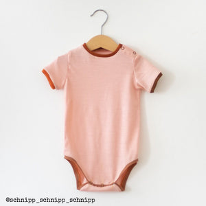 Duo bébé body MALMÖ et MALAGA pochette