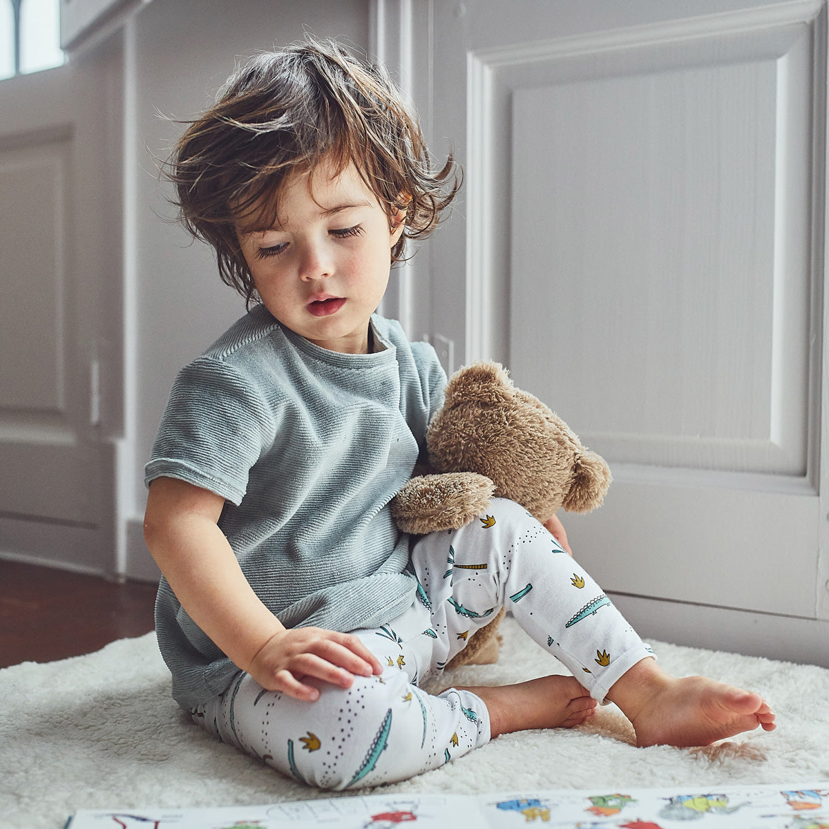 Livre de couture avec patron de legging pour bébé