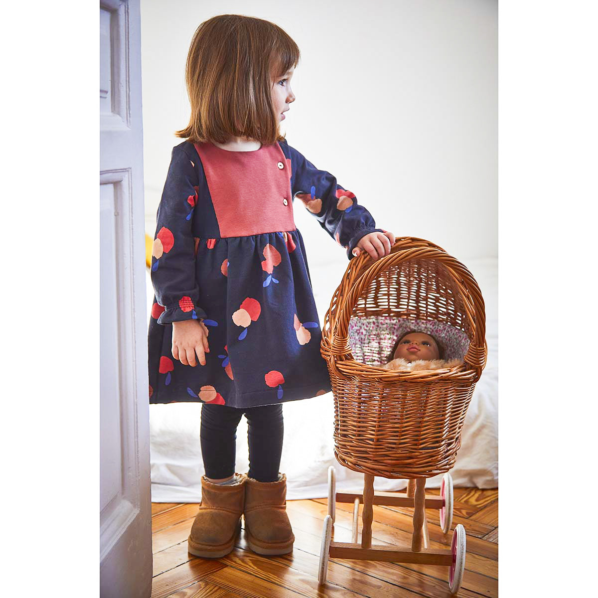 Couture de blouse et robe pour bébé 