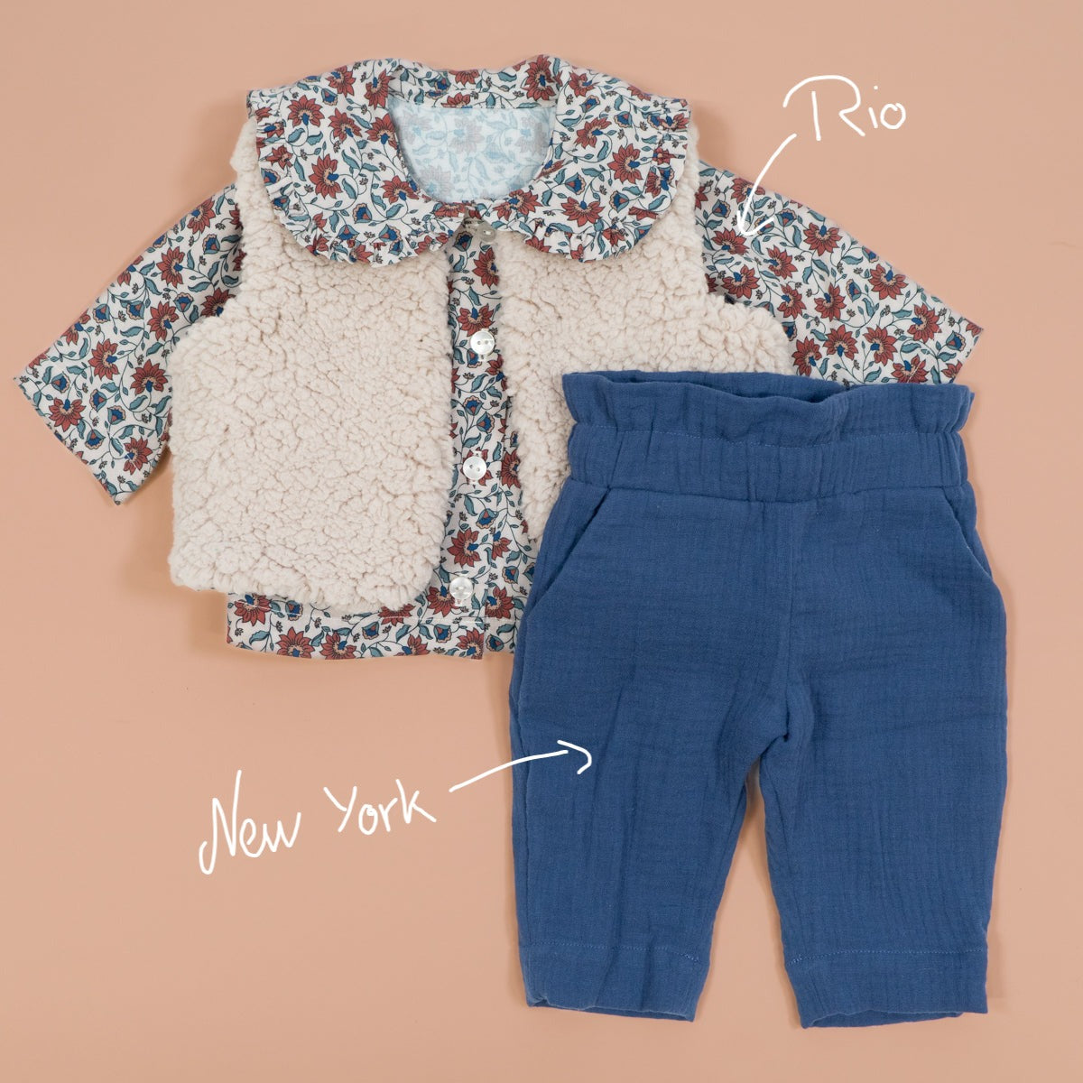 Ensemble Body Fleurs Sans Manches et Nœud Rose pour Bébé Fille - Coton Ensemble Body Fleurs Sans Manches et Nœud Rose pour Bébé Fille - Coton